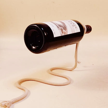 Opphengt Tau Vin Flaske holder - Vinstativ i lysbrun, bakside